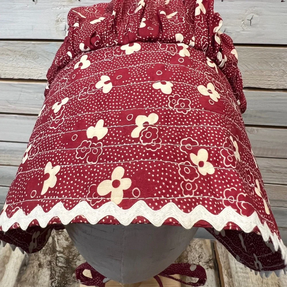 Vintage Prairie Sun Bonnet Red Floral Calico Cotton Pioneer Cottagecore Hat